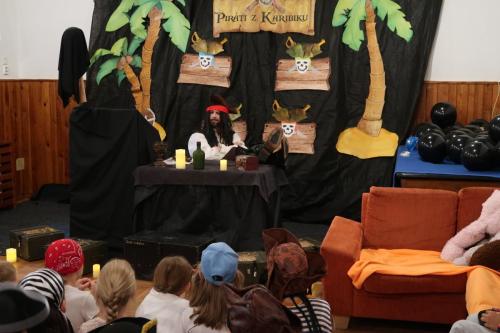 2025 - Pir&aacute;ti z Karibiku